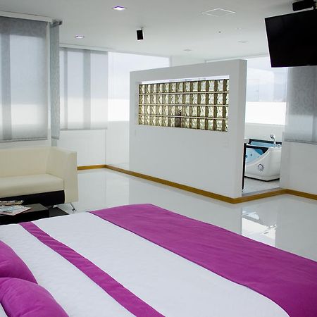 Hotel San Antonio Plaza Cali Buitenkant foto